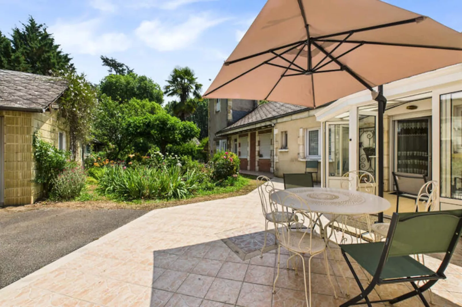 Maison à Montignac-Nicht zugeordnet