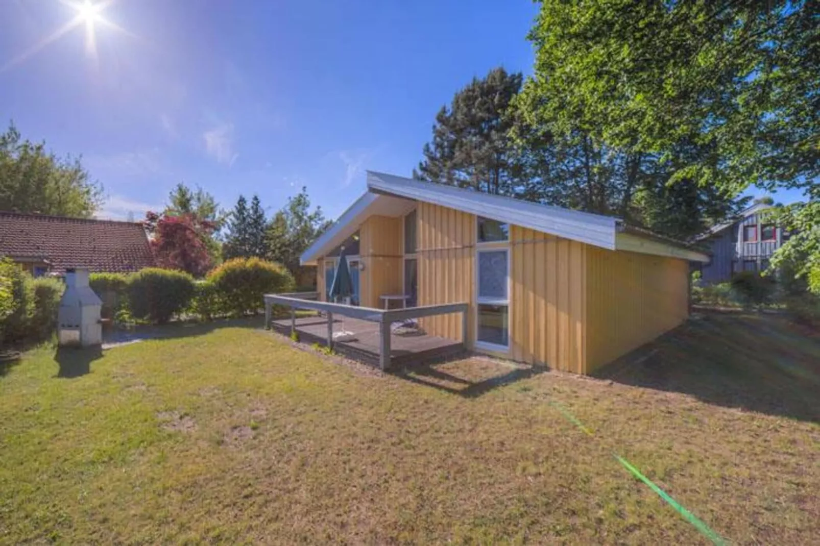 FH Seeschwalbe 32-Garten Sommer