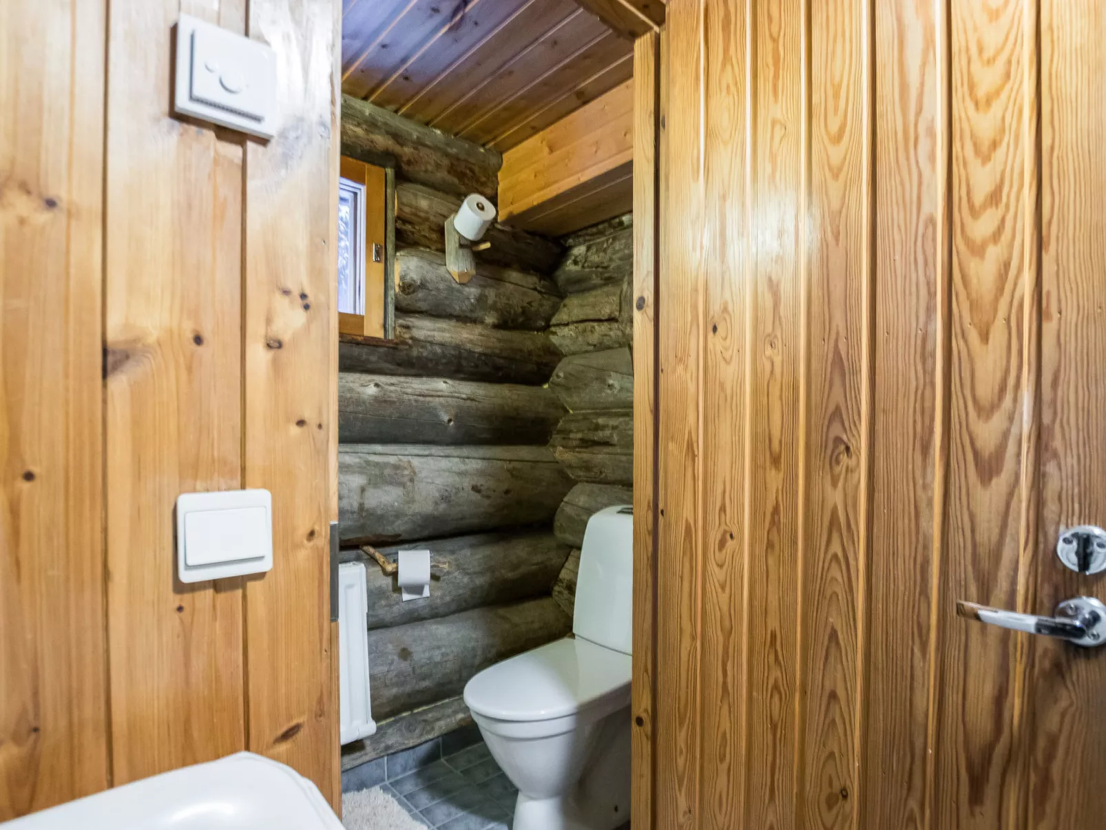 Salmentieva 2-Drinnen