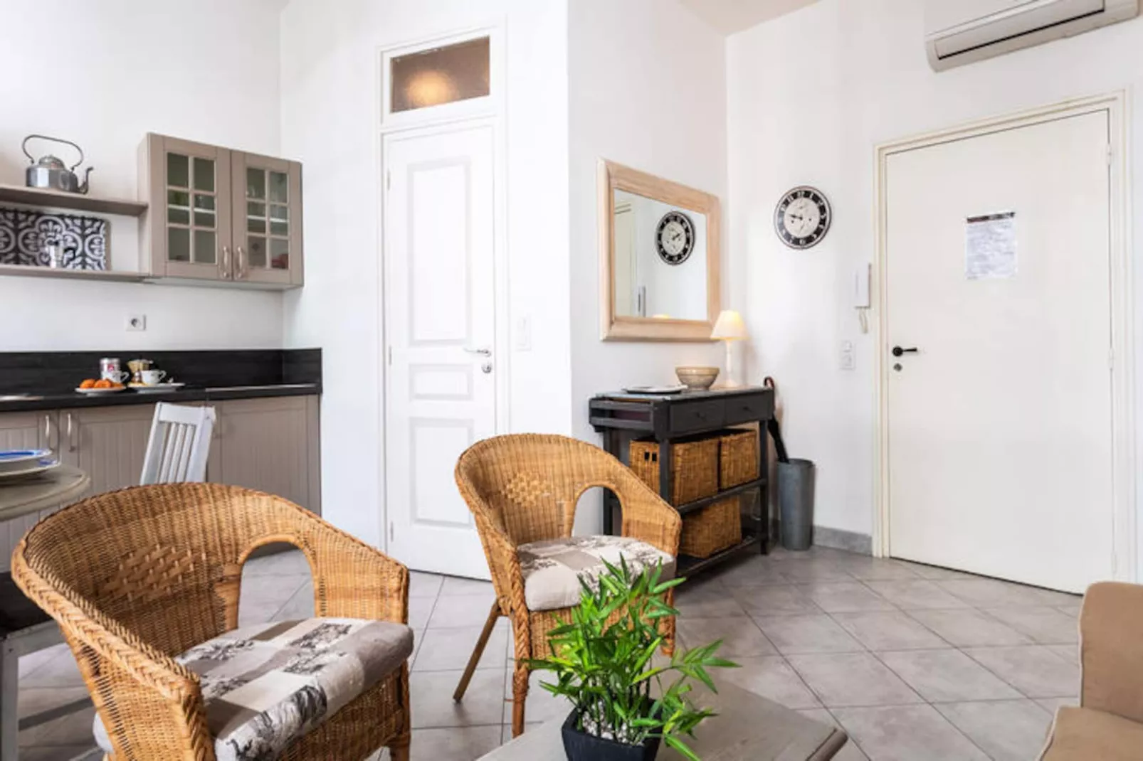 Appartements à Cannes-Untagged