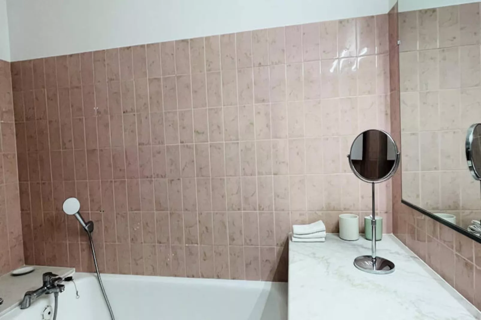 Studio à Cannes-Non tagué