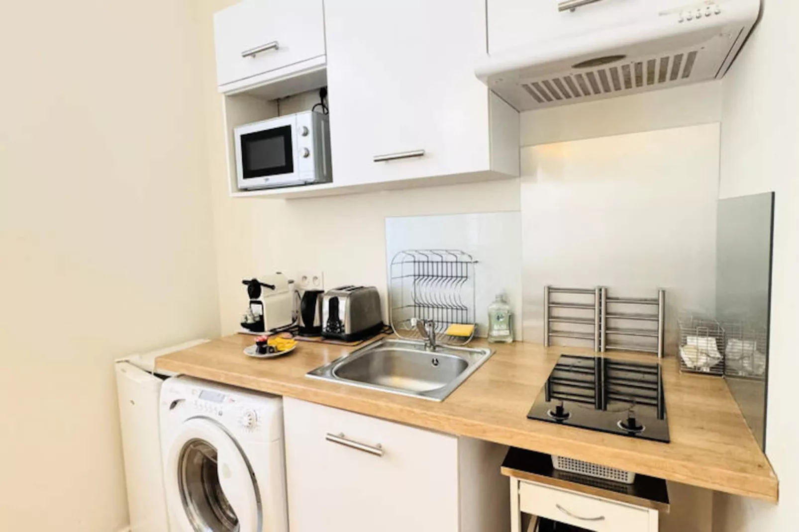 Studio à Cannes-Untagged