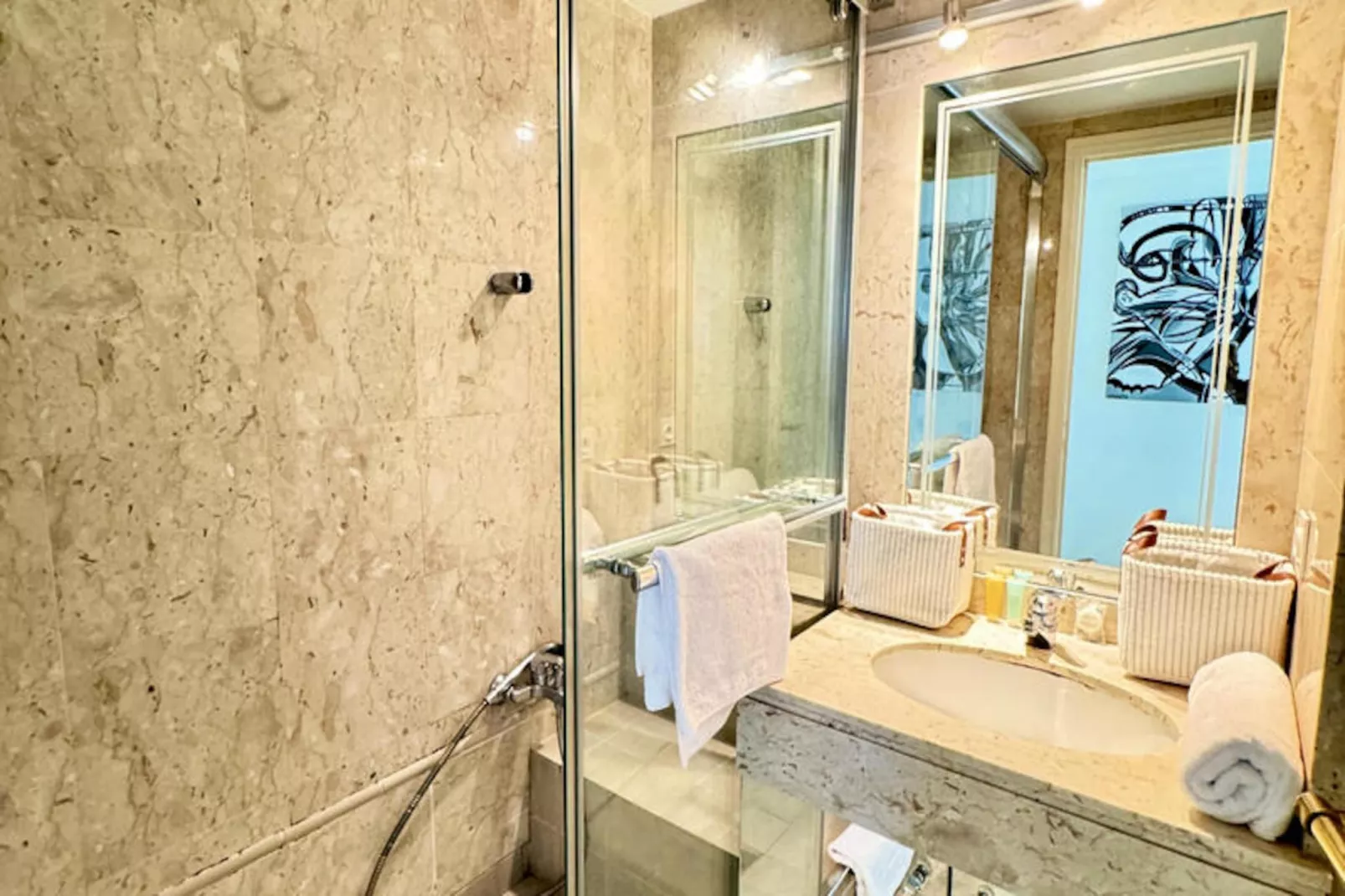 Appartements à Cannes-Nicht zugeordnet