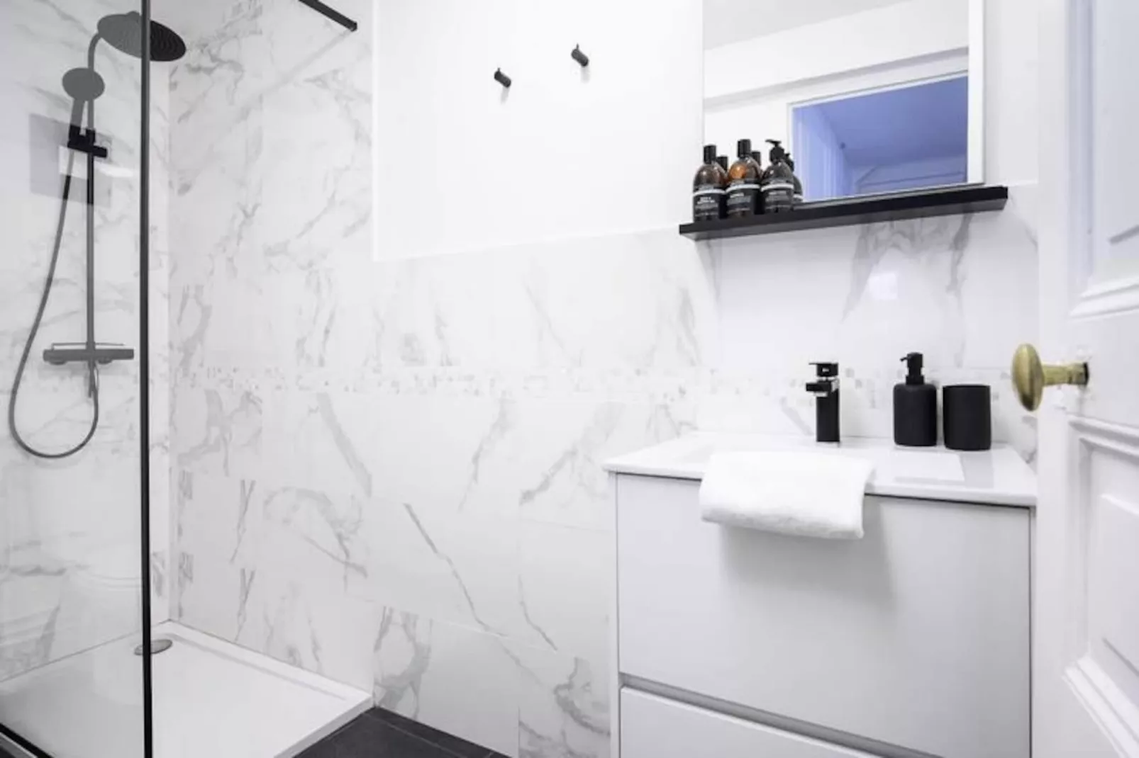 Appartements à La Bourboule-Non tagué