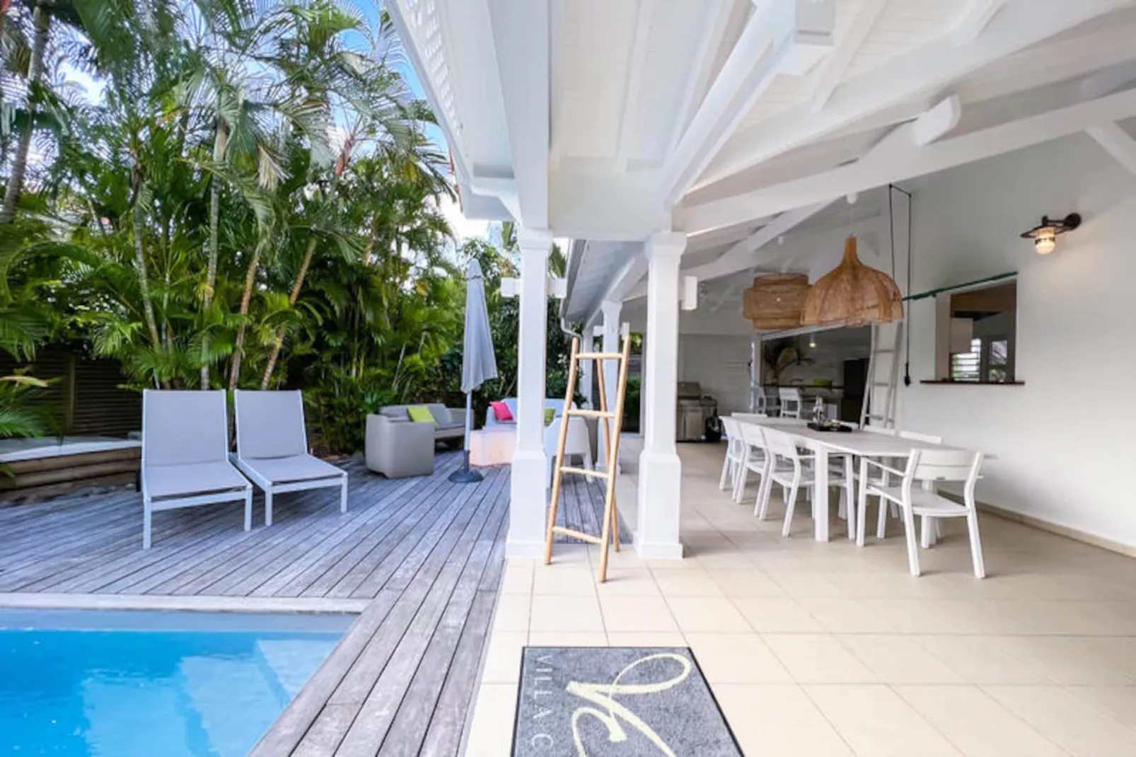 Maison à Saint François - Untagged