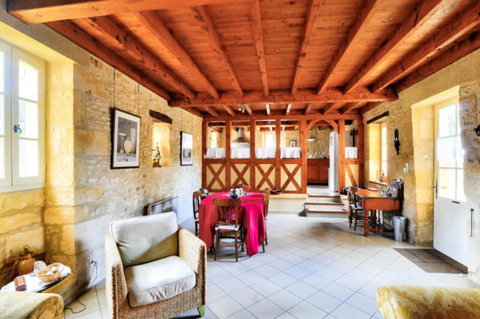 Maison à Saint Leon sur Vezere-Non tagué