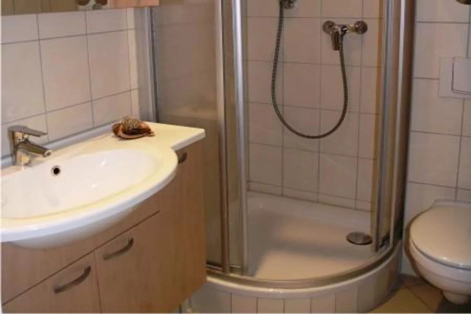 Apartment Strandläufer 110-Badezimmer