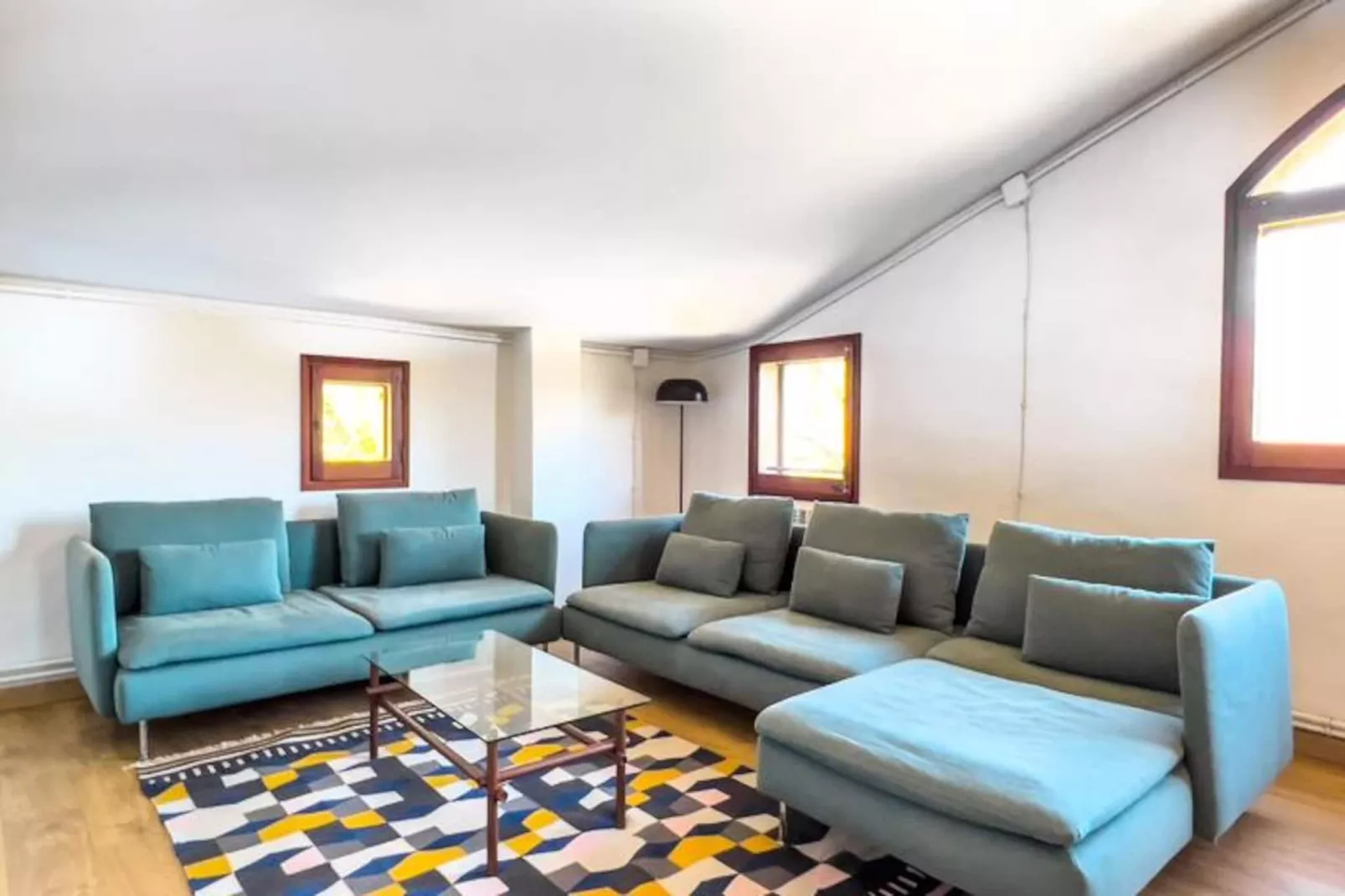 Appartements à Montagut i Oix-Nicht zugeordnet