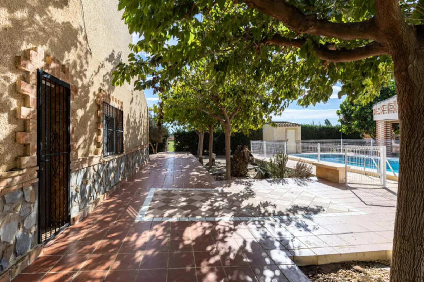 Maison à Dolores-Non tagué