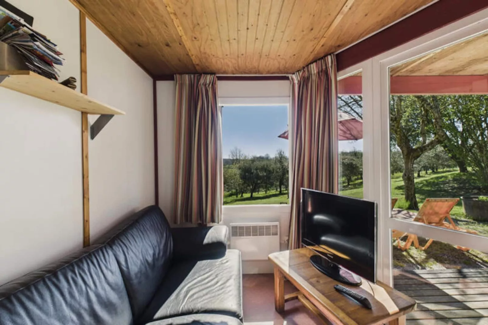 Chalets à Salignac-Eyvigues-Nicht zugeordnet