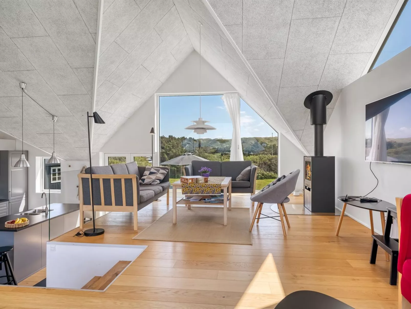 "Tekla" - 180m from the sea-Drinnen