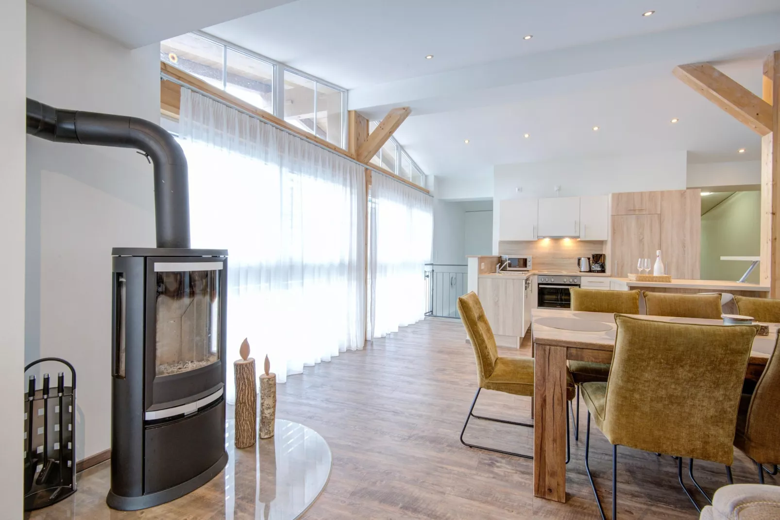 Brunner Apartment Top 7 Penthouse-Living room