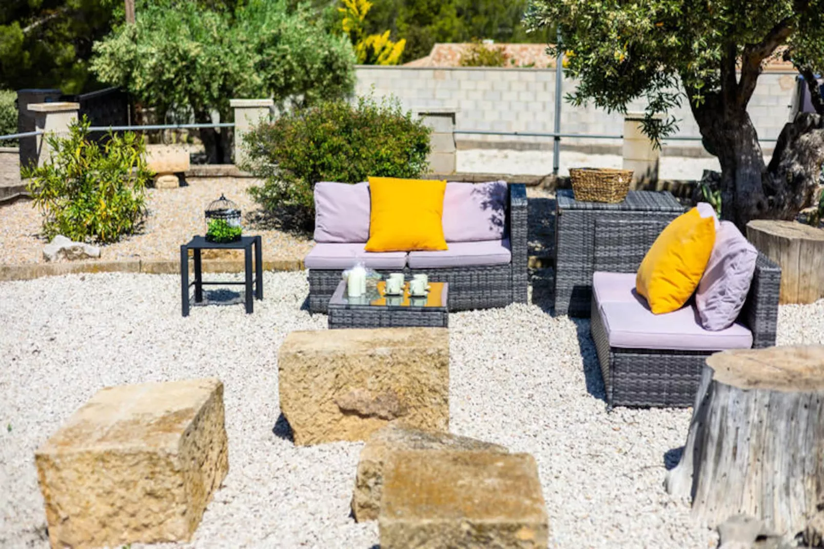 Maison à Ibi-Nicht zugeordnet