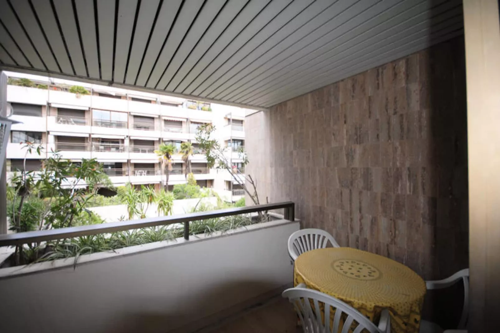 Studio à Cannes-Untagged