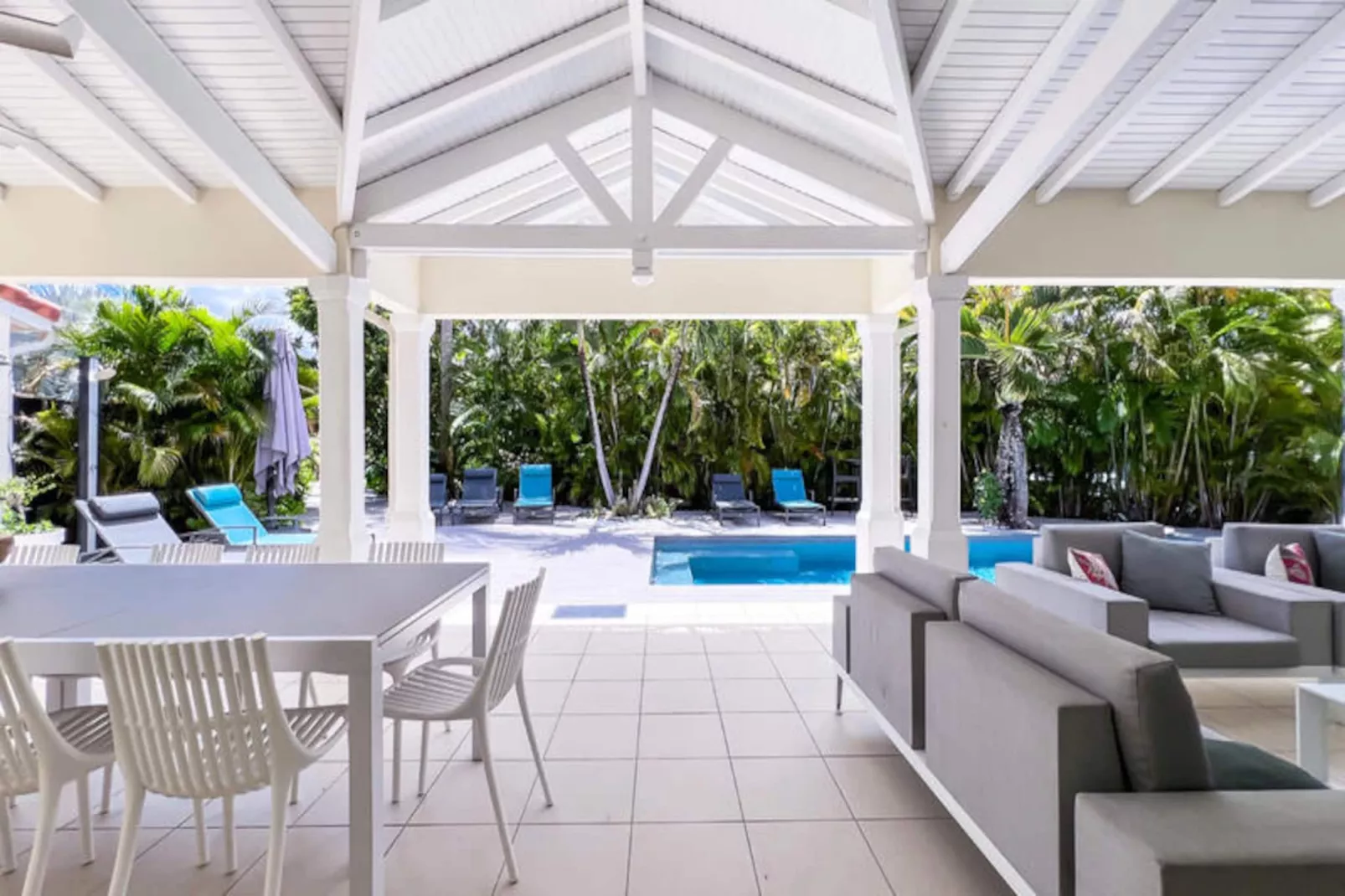 Maison à Saint François - Untagged