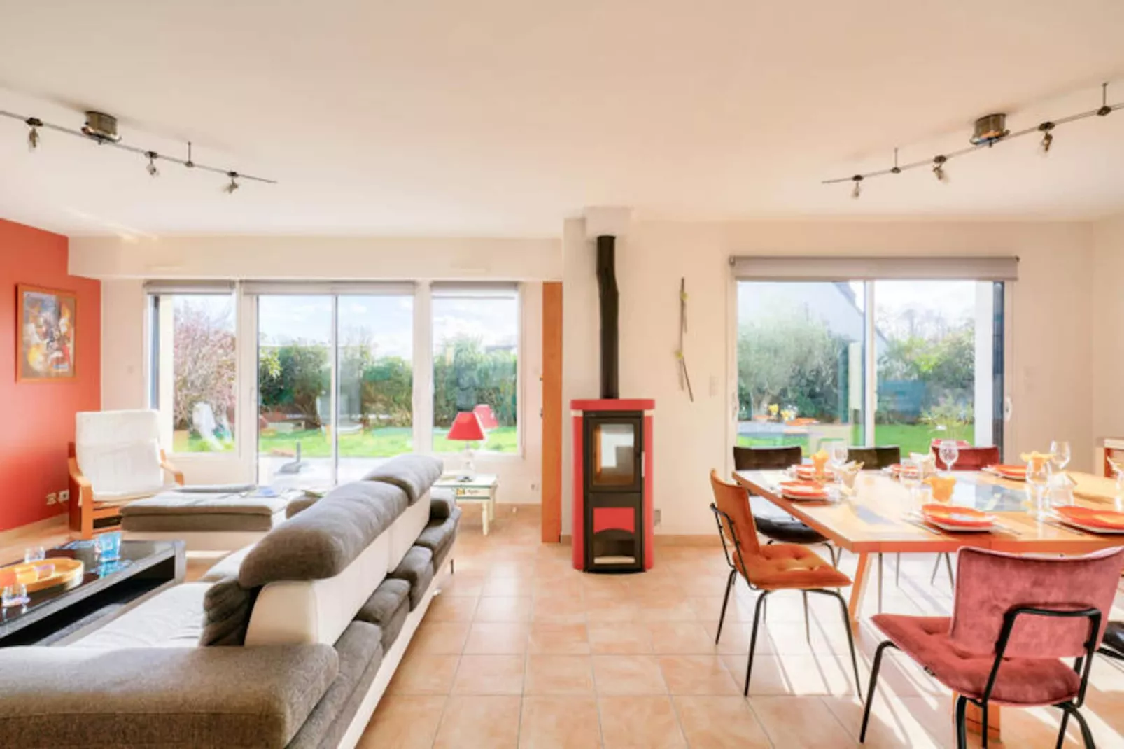 Maison à Ploneour-Lanvern-Non tagué