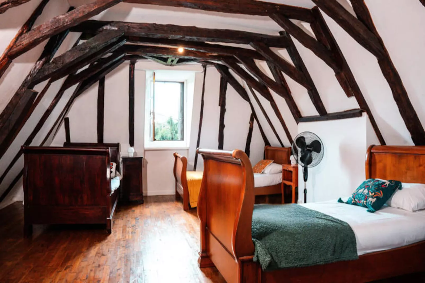 Maison à Thonac-Nicht zugeordnet