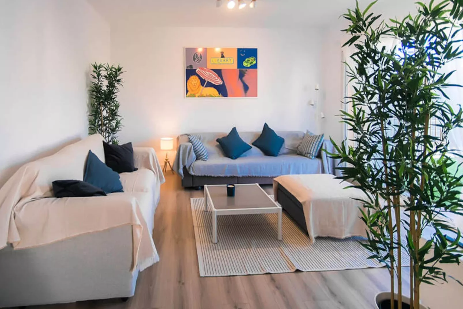 Appartements à Roses-Non tagué