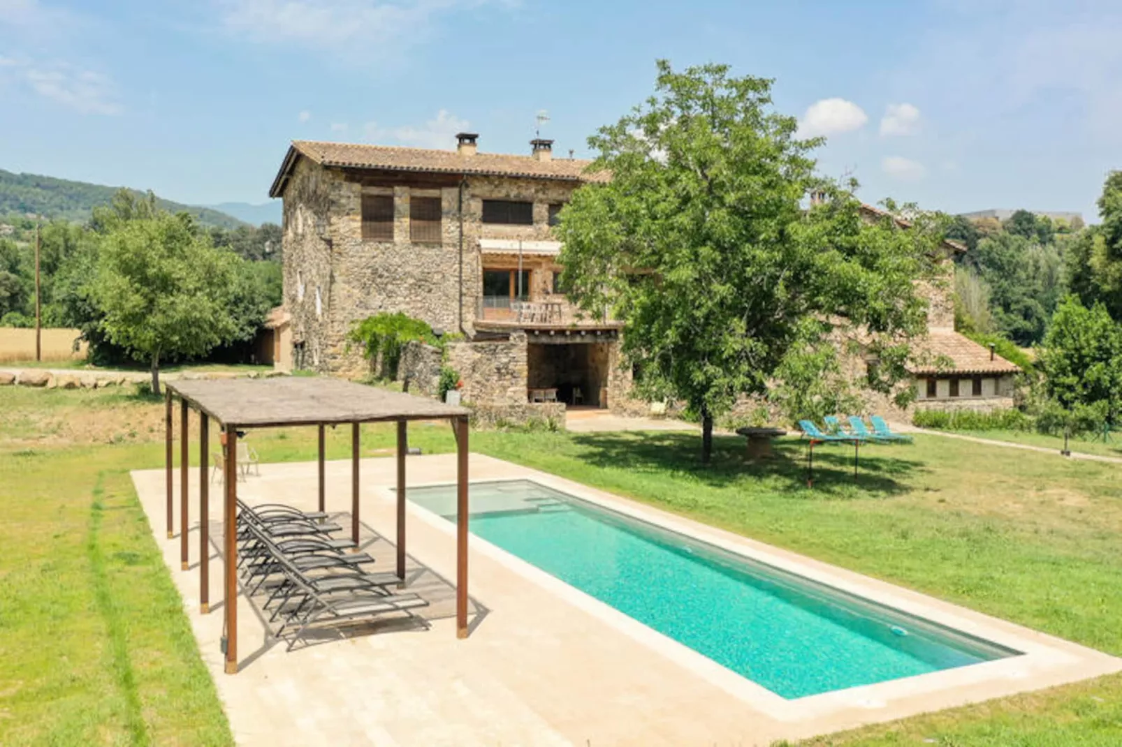 Mobil Home - Bungalow - Cottage à Montagut i Oix-Non tagué