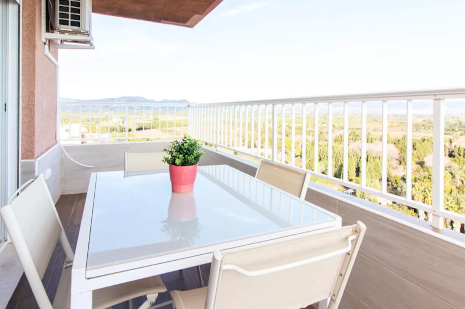 Appartements à Canet d'En Berenguer-Nicht zugeordnet