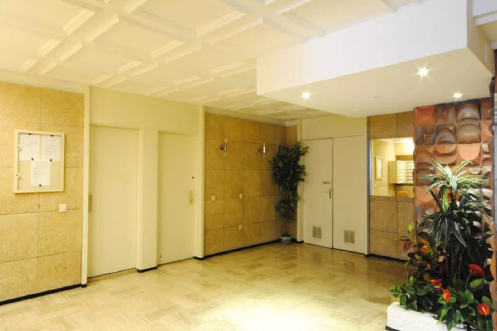 Studio à Cannes-Untagged