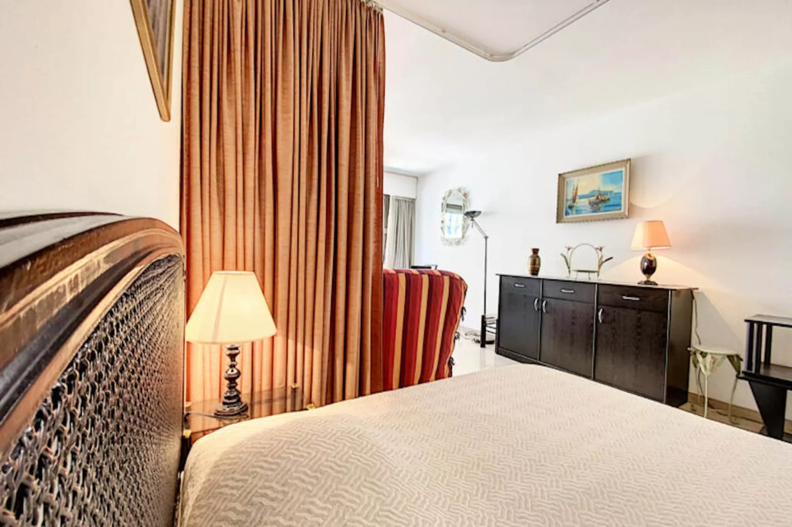 Studio à Cannes-Non tagué