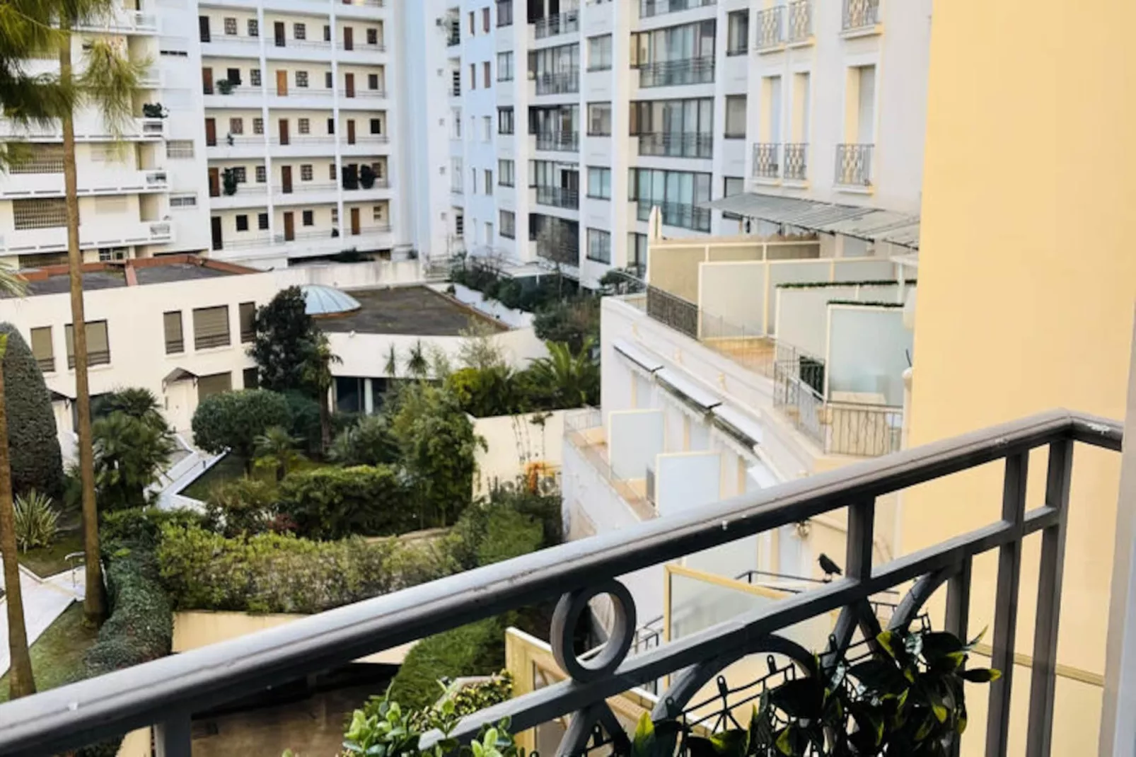 Studio à Cannes-Untagged