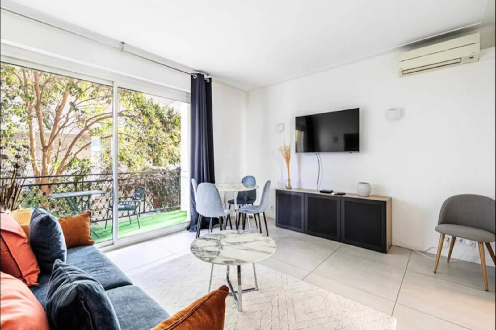 Appartements à Cannes-Untagged