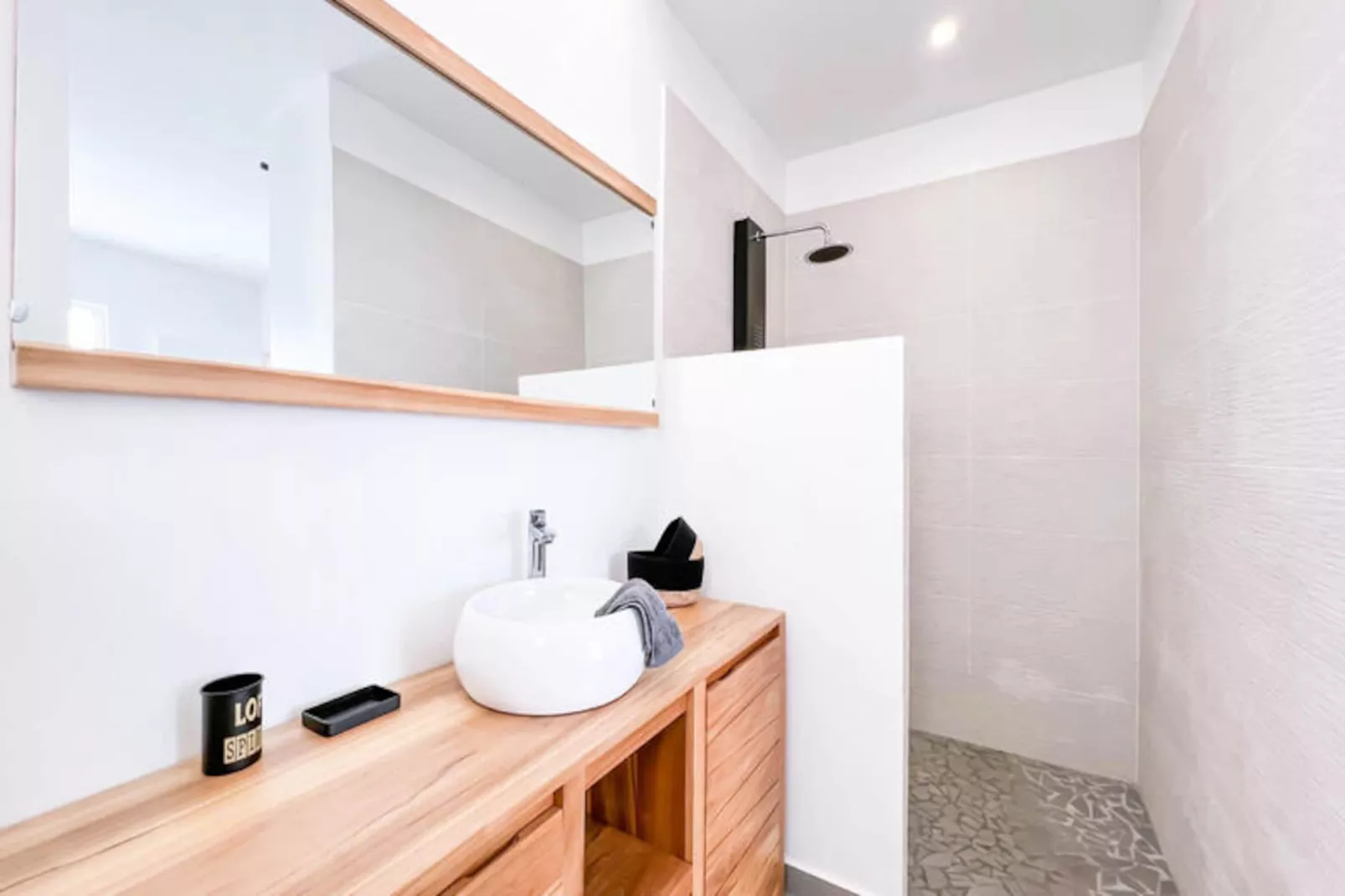 Maison à Saint François-Non tagué