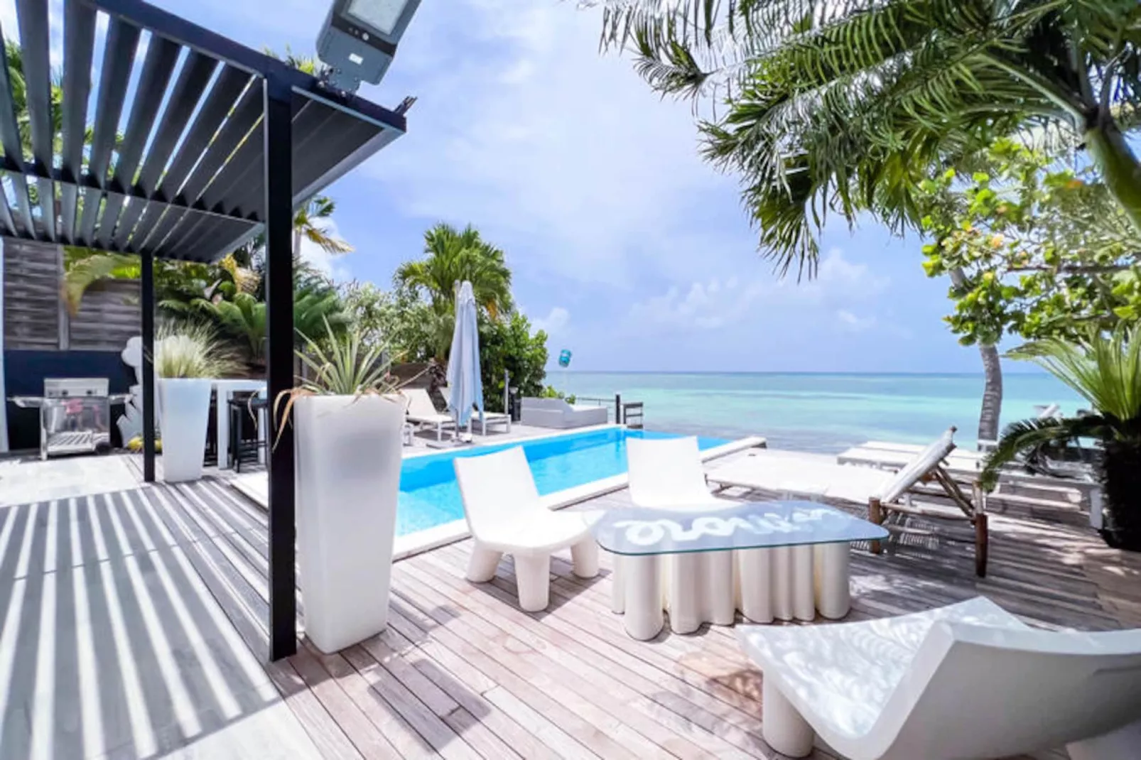 Maison à Saint François - Untagged