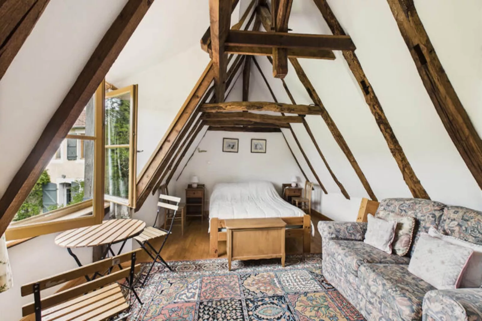 Maison à Montignac-Nicht zugeordnet