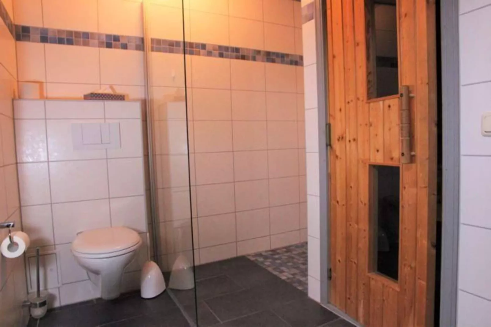 FH Wildgans Comfort Nr127-Bathroom