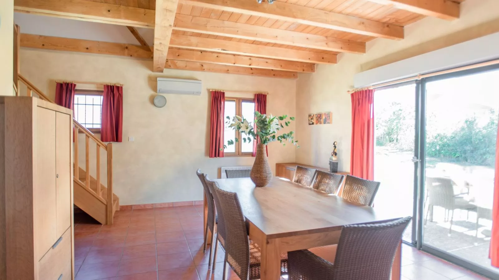 Lac Bleu 25-Dining room