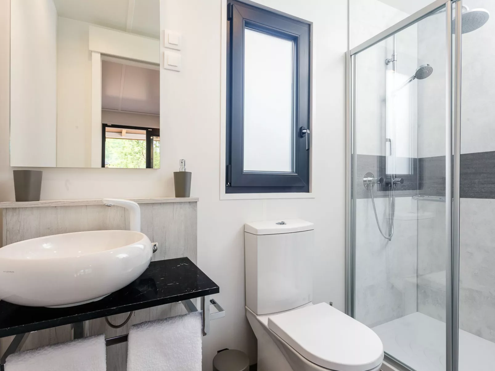 Camping Santa Marina-Drinnen