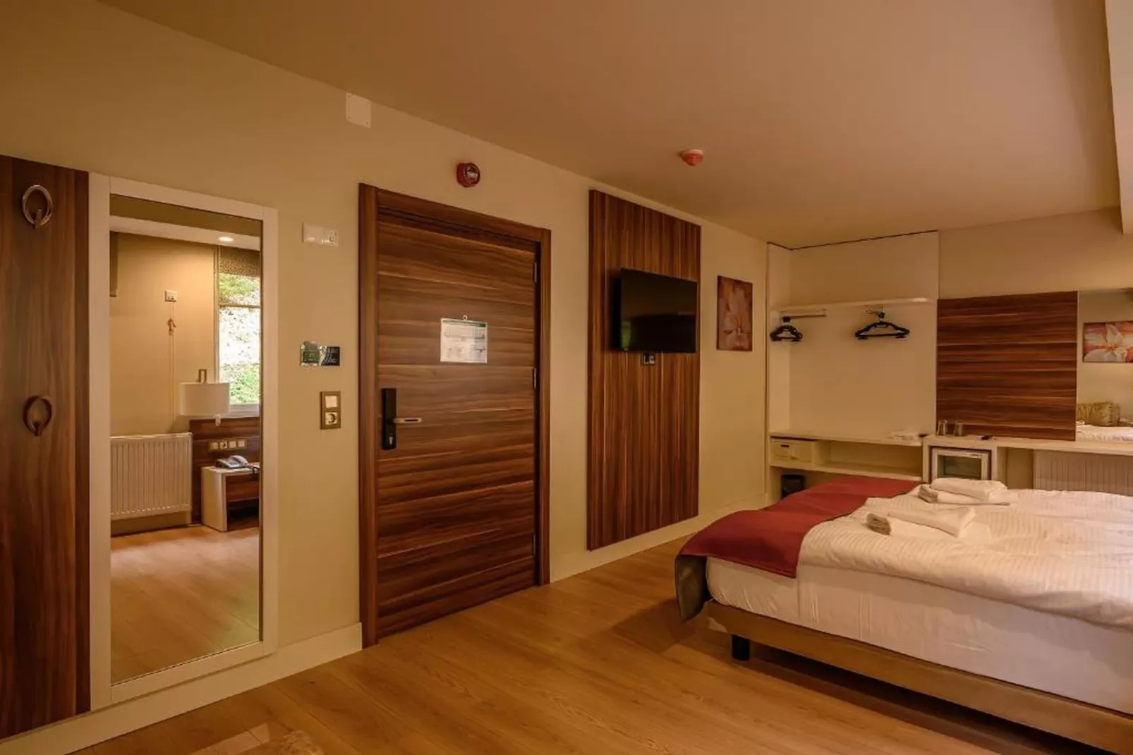 Schwarzbachtal - Double room Forest and Mountain View With balcony-Bedroom