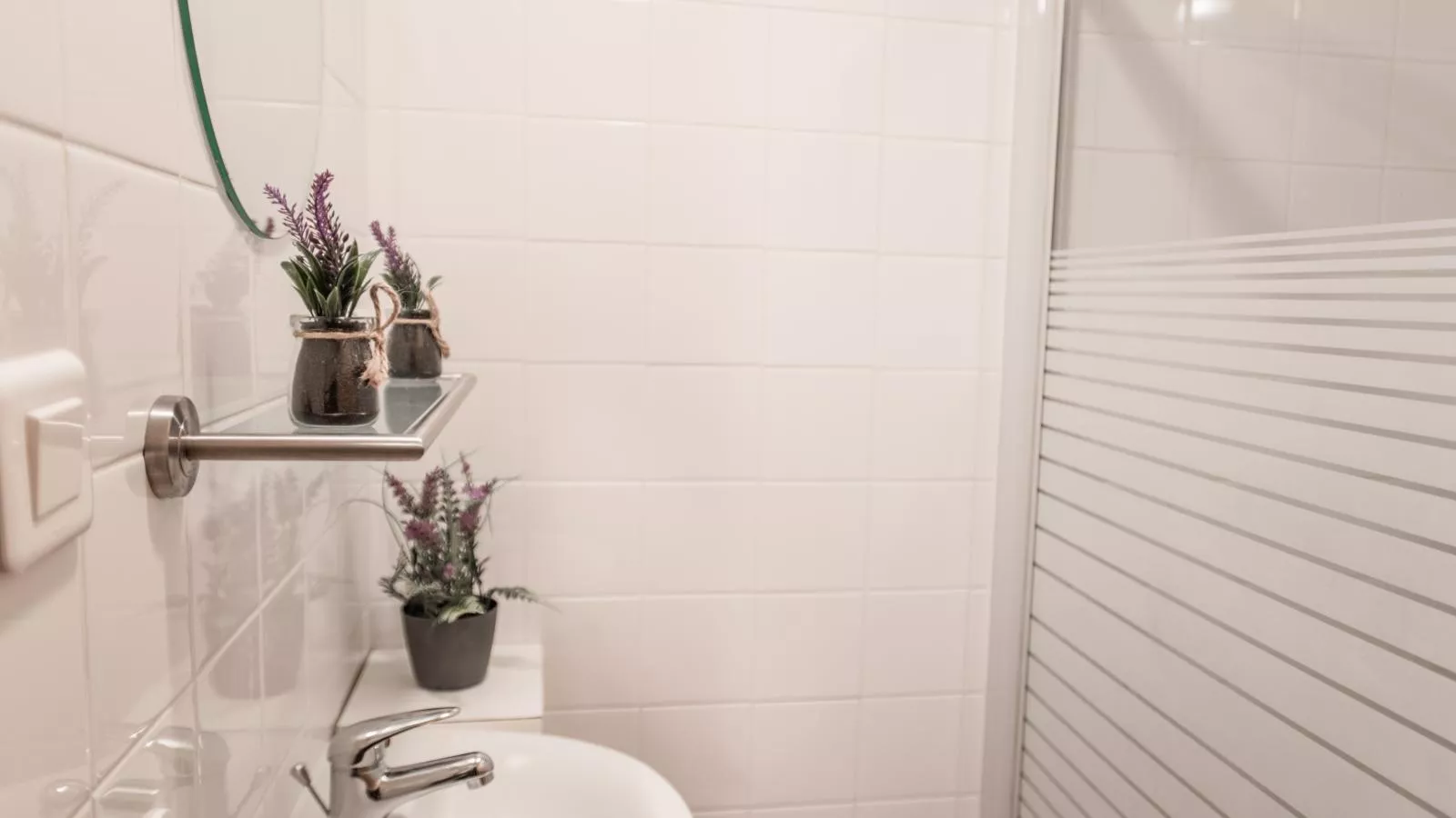 Lac Bleu 25-Bathroom