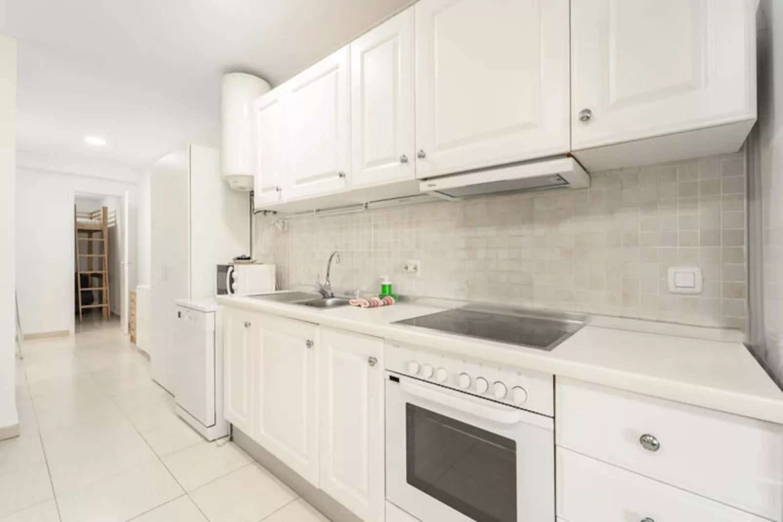 Appartements à Roses-Untagged