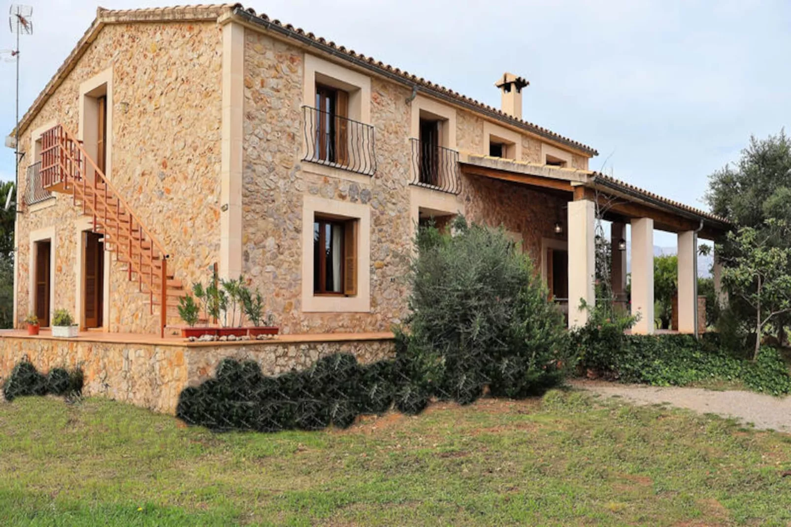 Maison à Búger-Untagged