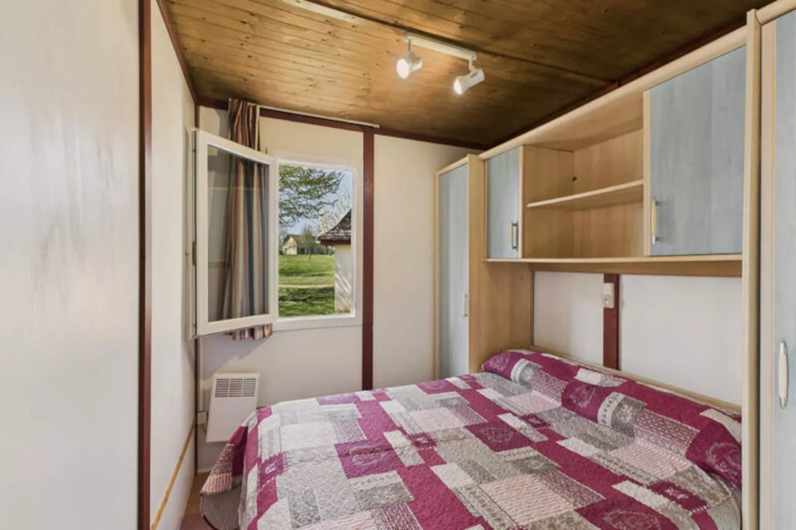 Chalets à Salignac-Eyvigues-Nicht zugeordnet