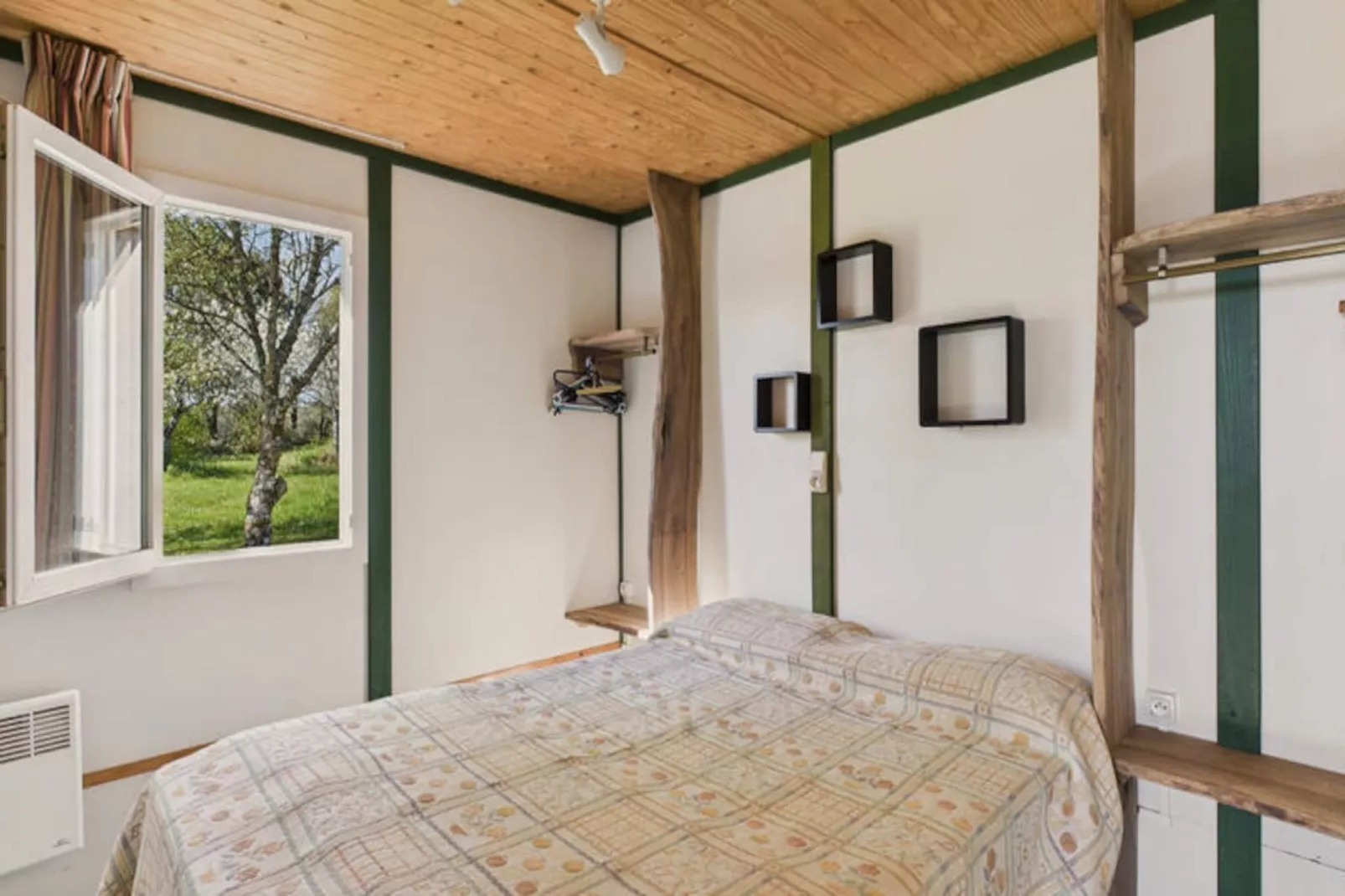 Chalets à Salignac-Eyvigues-Untagged