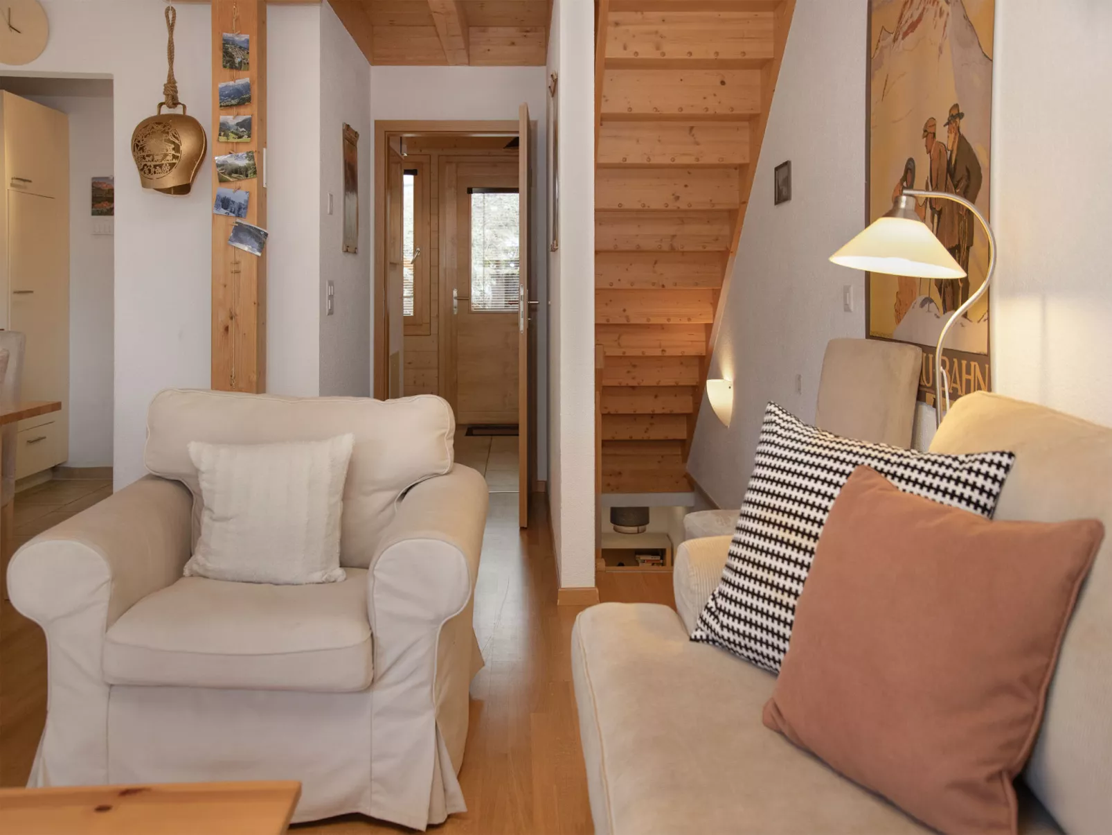 Racer's Retreat Apt.2-Drinnen