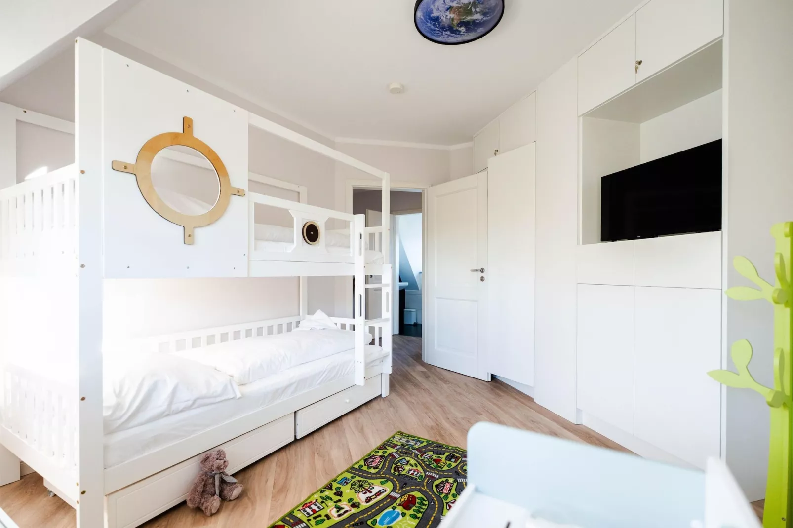 Haubenlerche 53-Bedroom