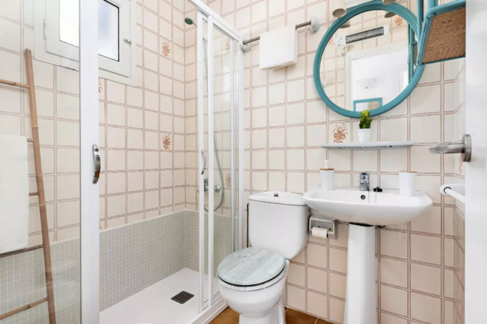 Appartements à Cala en Blanes-Nicht zugeordnet