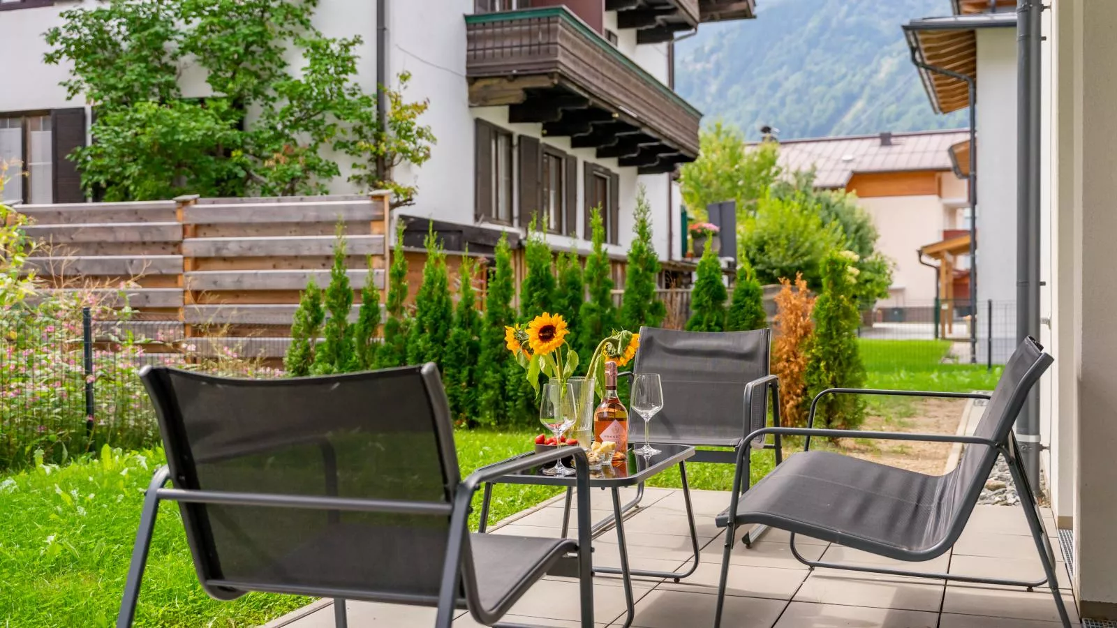 Falken Suites TOP 2-Terrace balcony