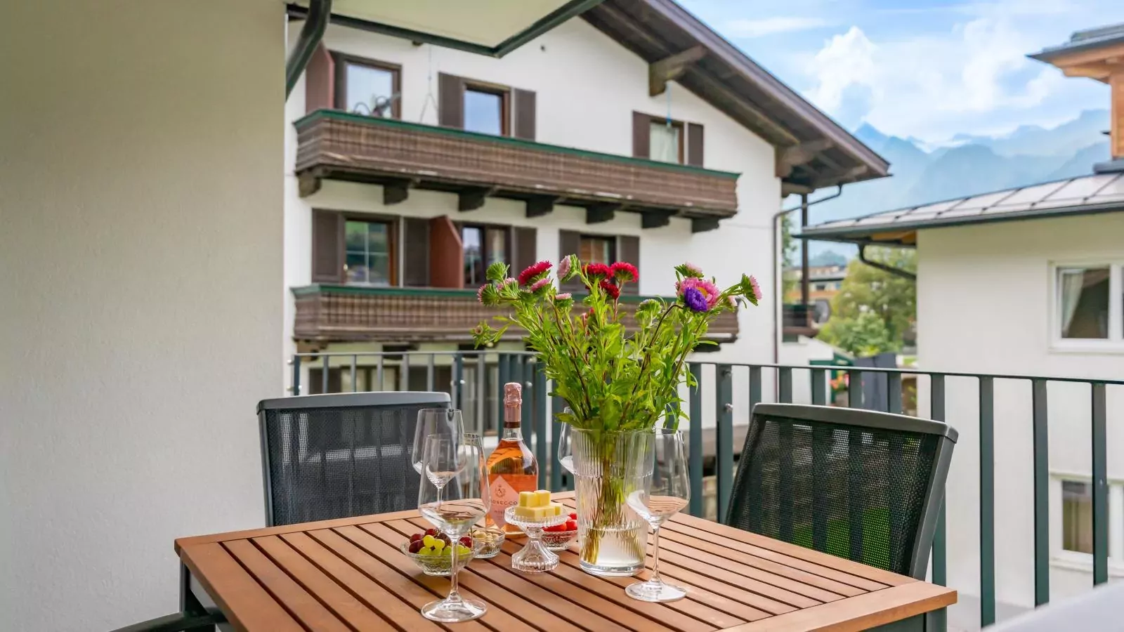 Falken Suites TOP 3-Terrace balcony