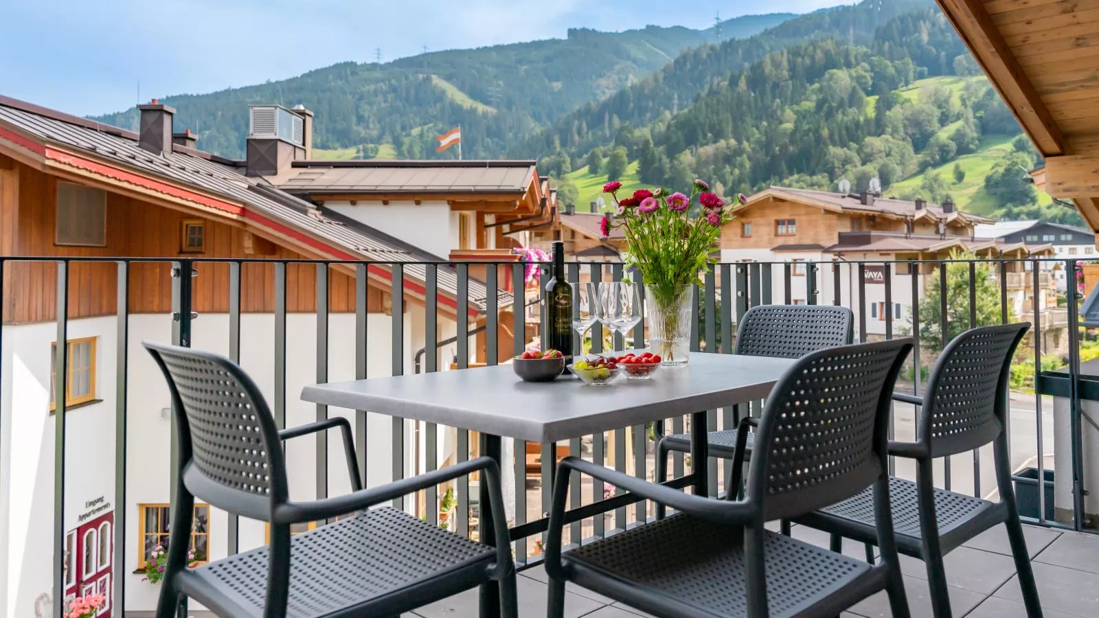 Falken Suites TOP 8-Terrace balcony