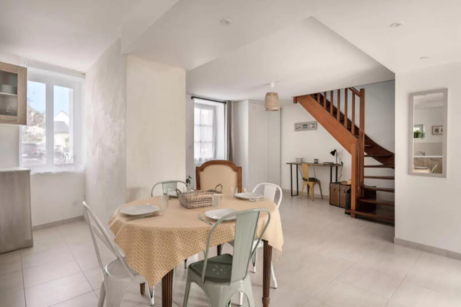 Maison à Saint-Armel-Nicht zugeordnet