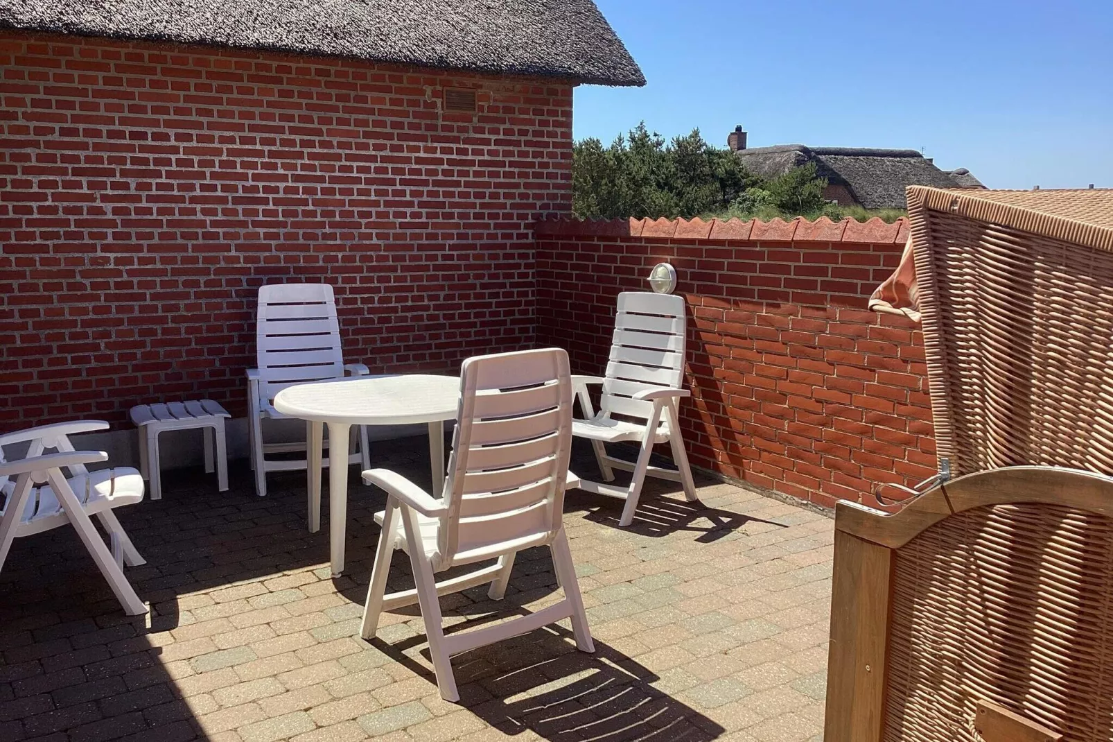 6 person holiday home in Blåvand-By Traum-Outdoor
