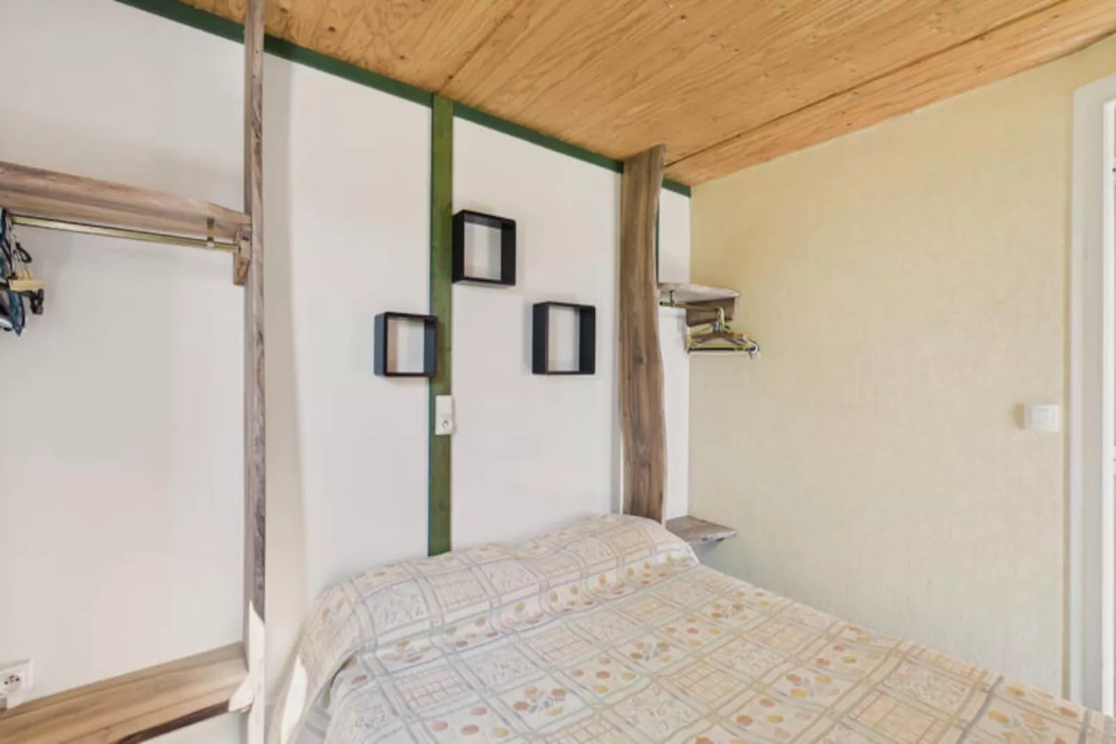 Chalets à Salignac-Eyvigues-Untagged