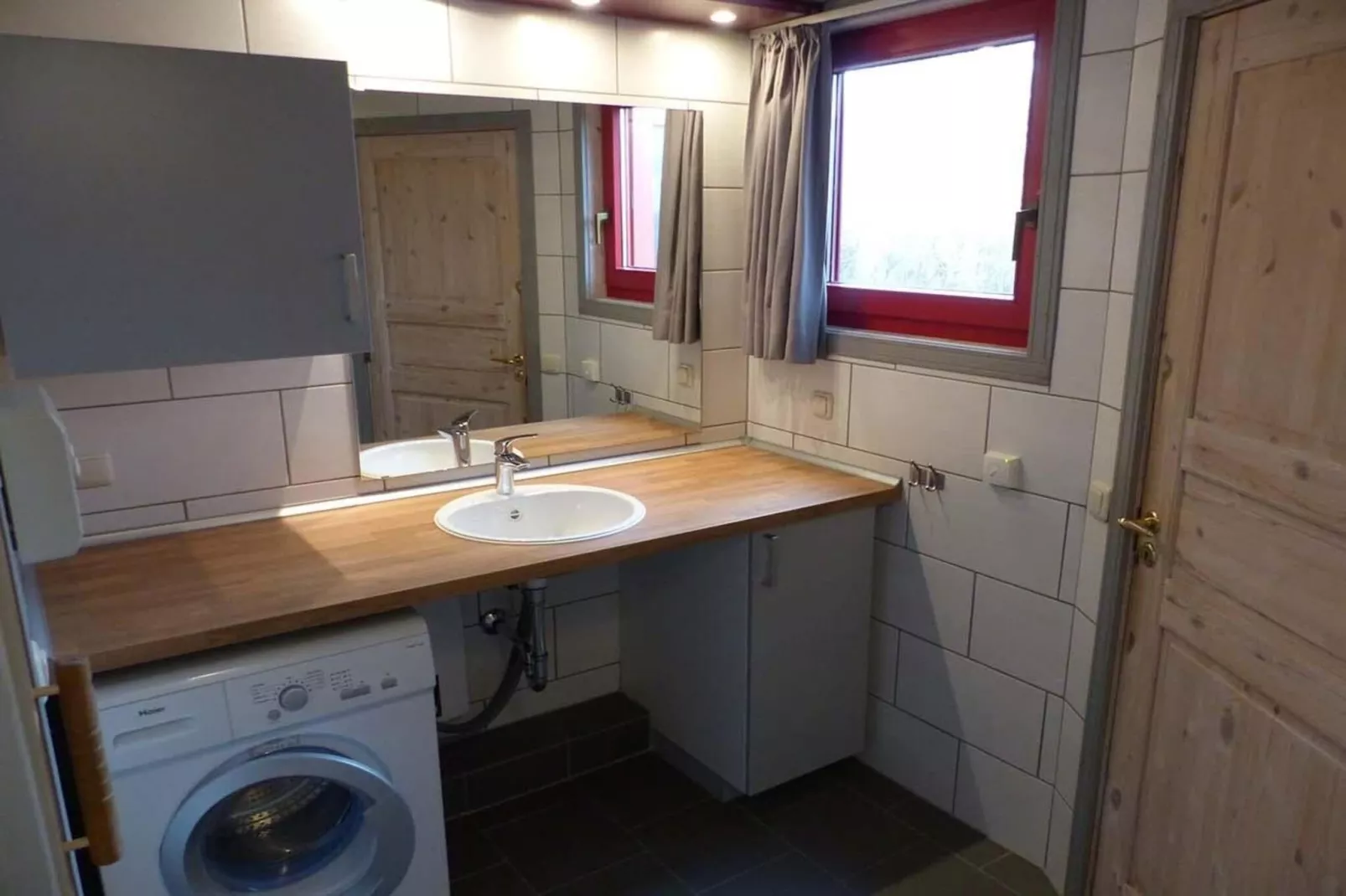 FH Wildgans Comfort Nr 273-Bathroom